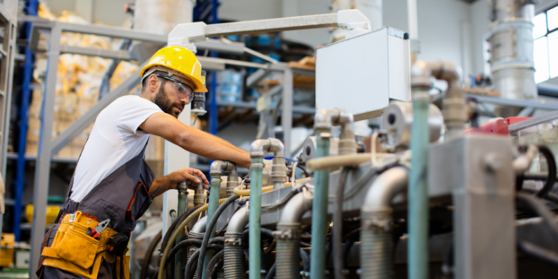 The Labor Shortage in Manufacturing: How to Make Your Plant More Attractive to Workers - blog post feature image